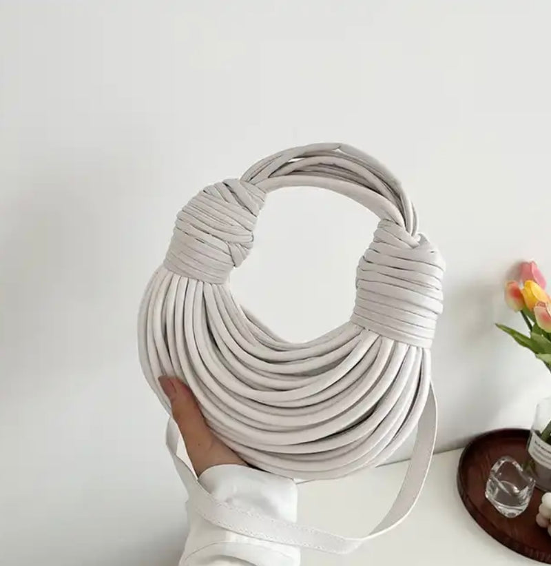 Line Hobo Clutch