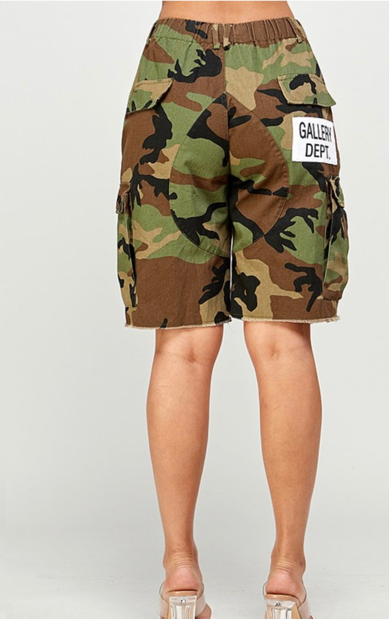 Camo Cargo Frayed Shorts